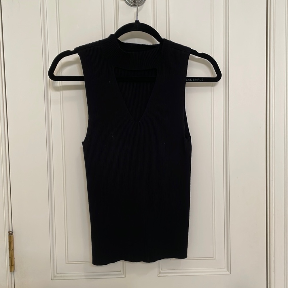 Black Knitted Tanktop